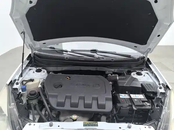 Changan Yuexiang V5 2014
