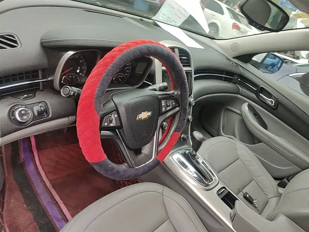 Chevrolet Malibu 2015 — фото 11