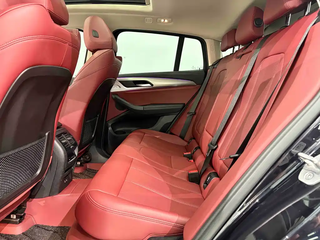 BMW X4 2022 — фото 17