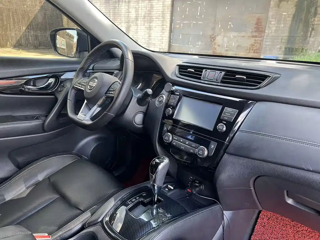 Nissan X-Trail 2018 — фото 12