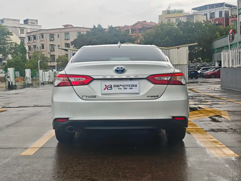 Toyota Camry 2023