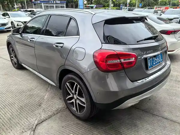Mercedes-Benz GLA 2017