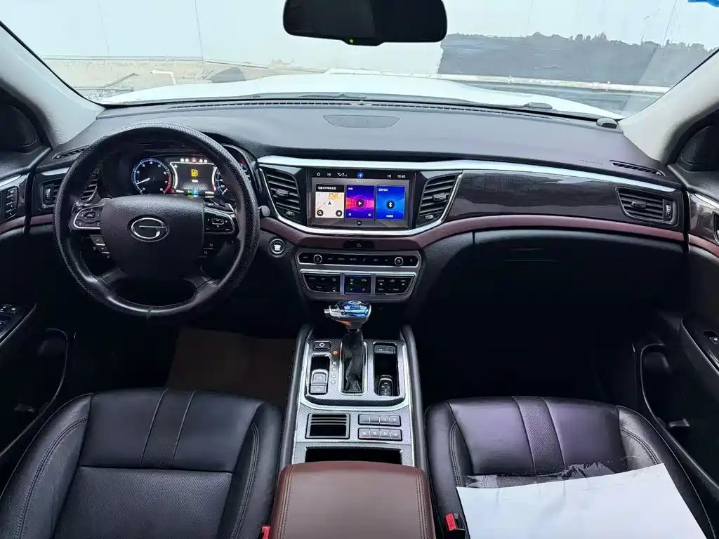 GAC Motor Trumpchi GS8 2019 — фото 5