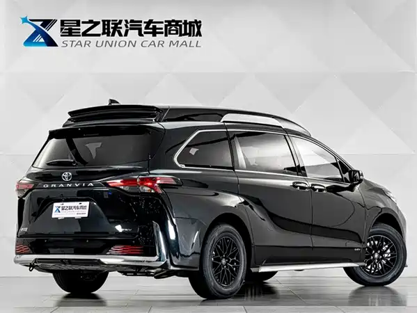 Toyota Granvia 2026