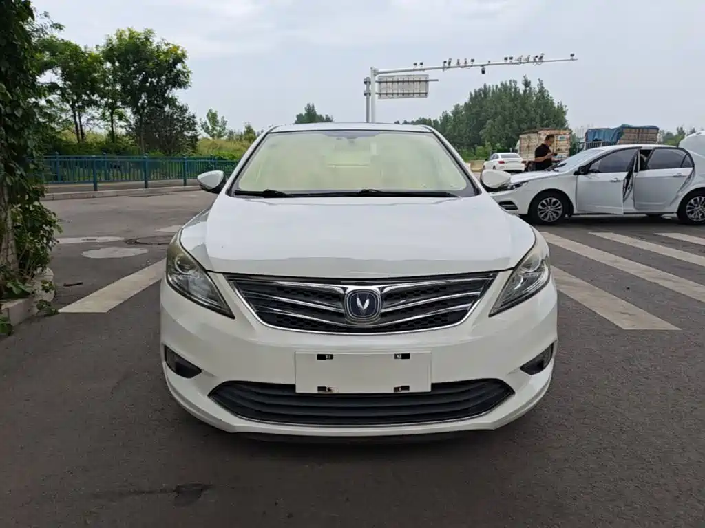 Changan Escape 2015
