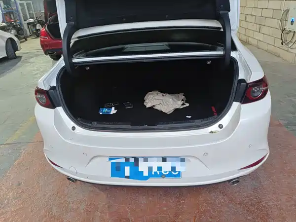 Mazda 3 Axela 2022