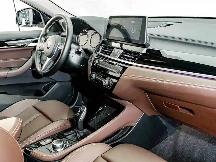 BMW X2 2023 — фото 17