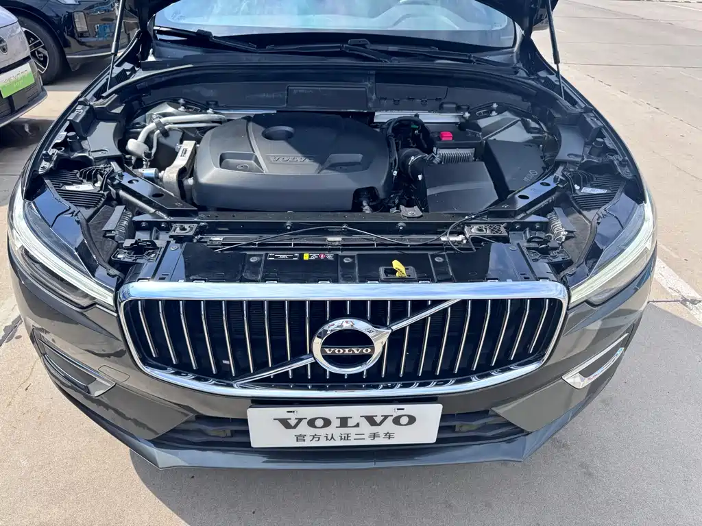 Volvo XC60 2021 — фото 14