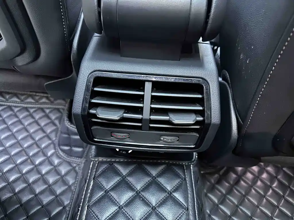 Audi Q3 2023 — фото 19
