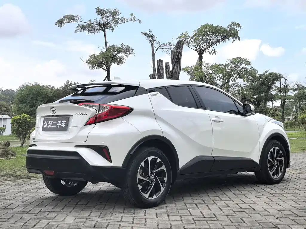 Toyota IZOA 2019 — фото 5