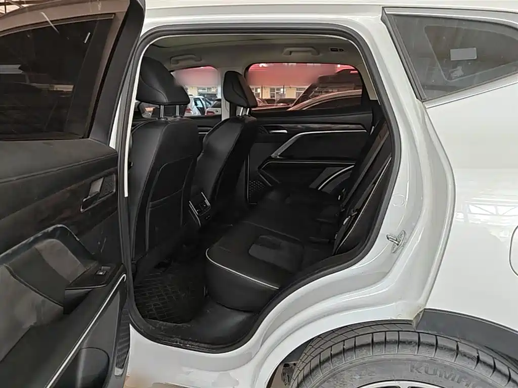 Haval H6 2023 — фото 17