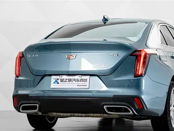 Cadillac CT4 2023