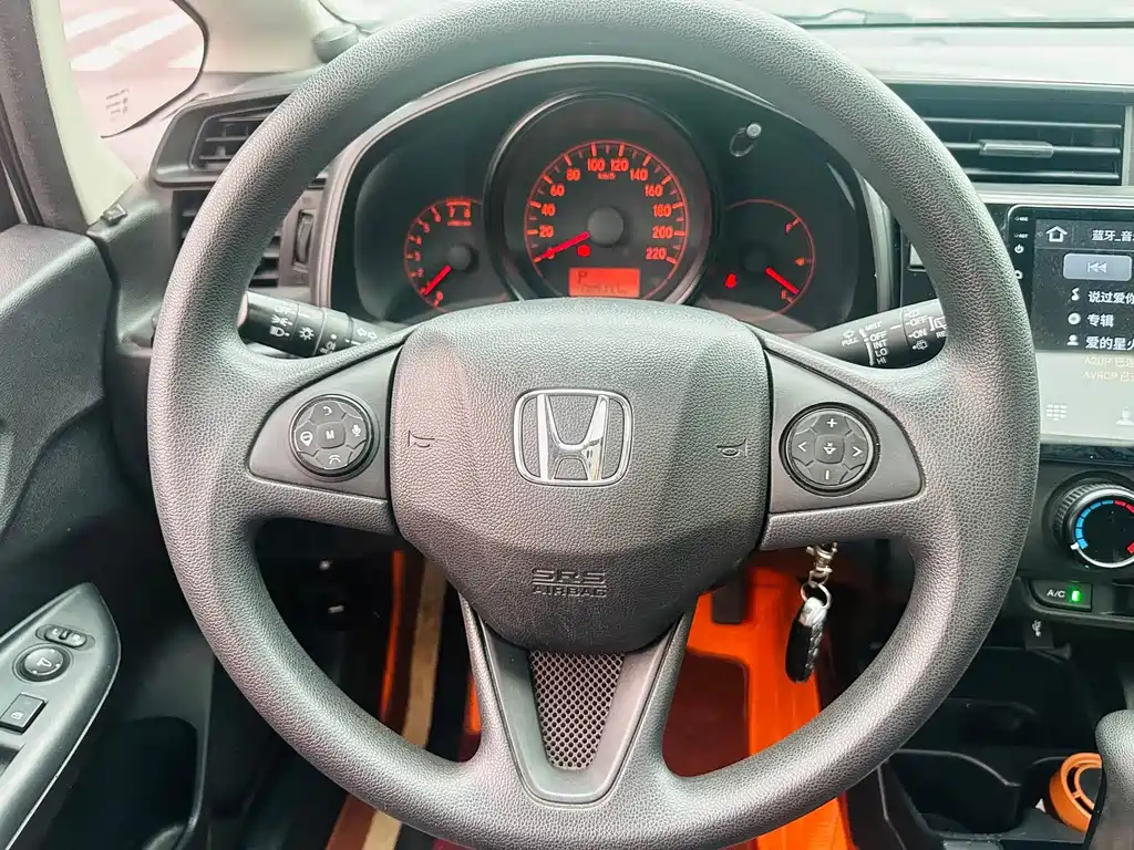Honda Fit 2018 — фото 11