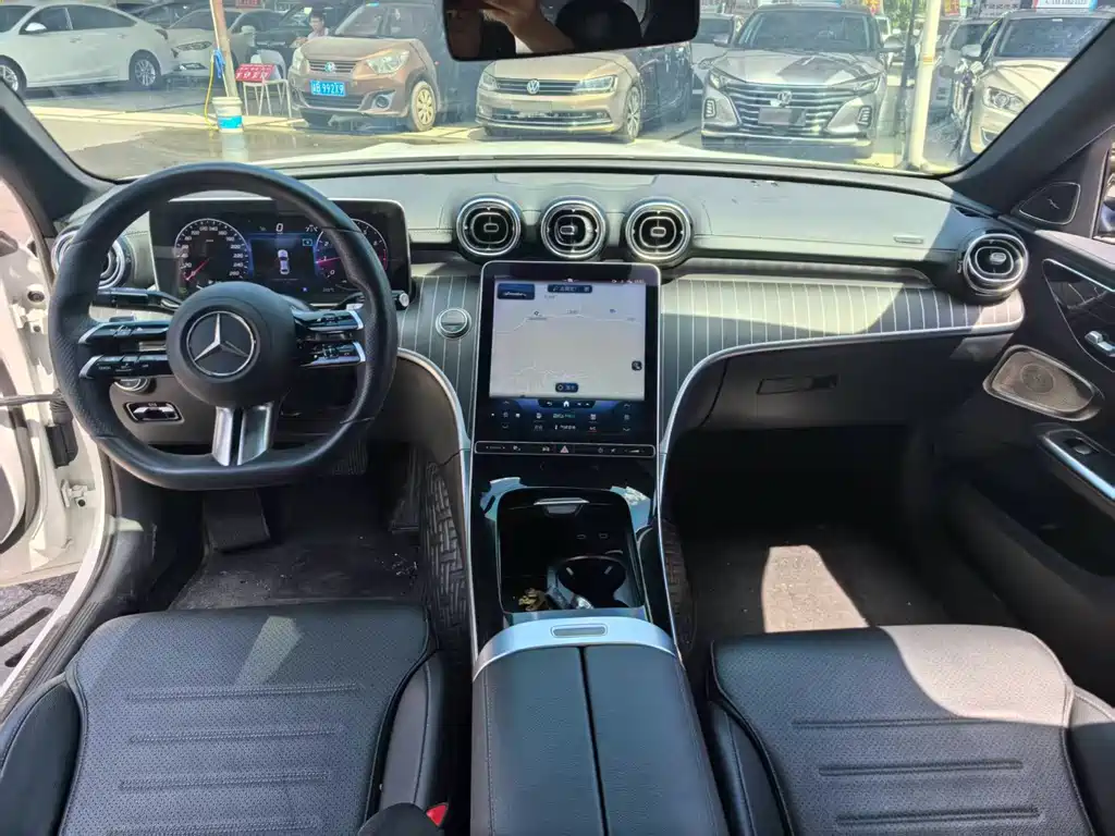 Mercedes-Benz C-Class 2021