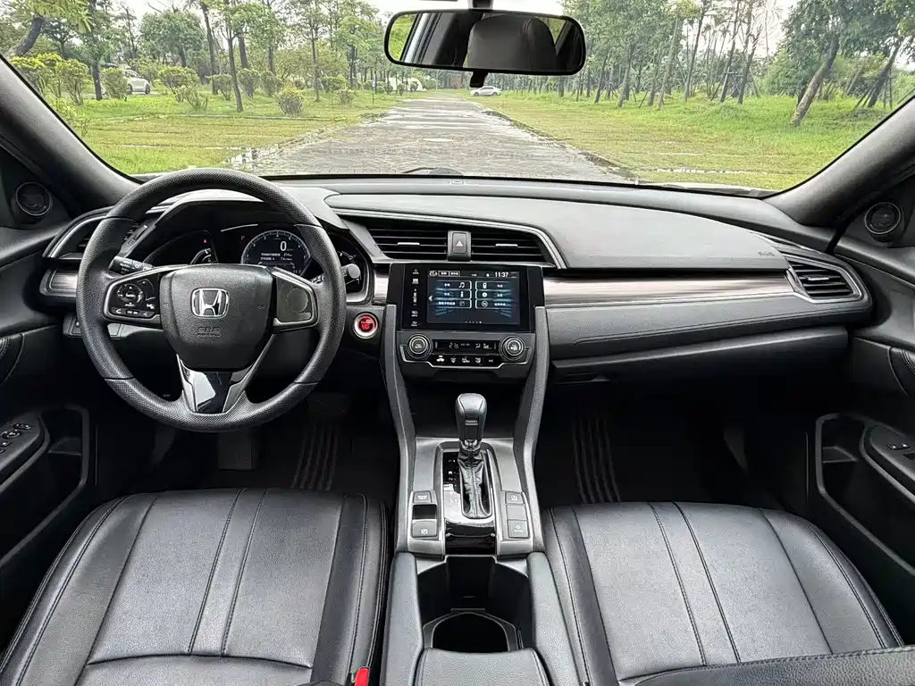 Honda Civic 2020 — фото 9