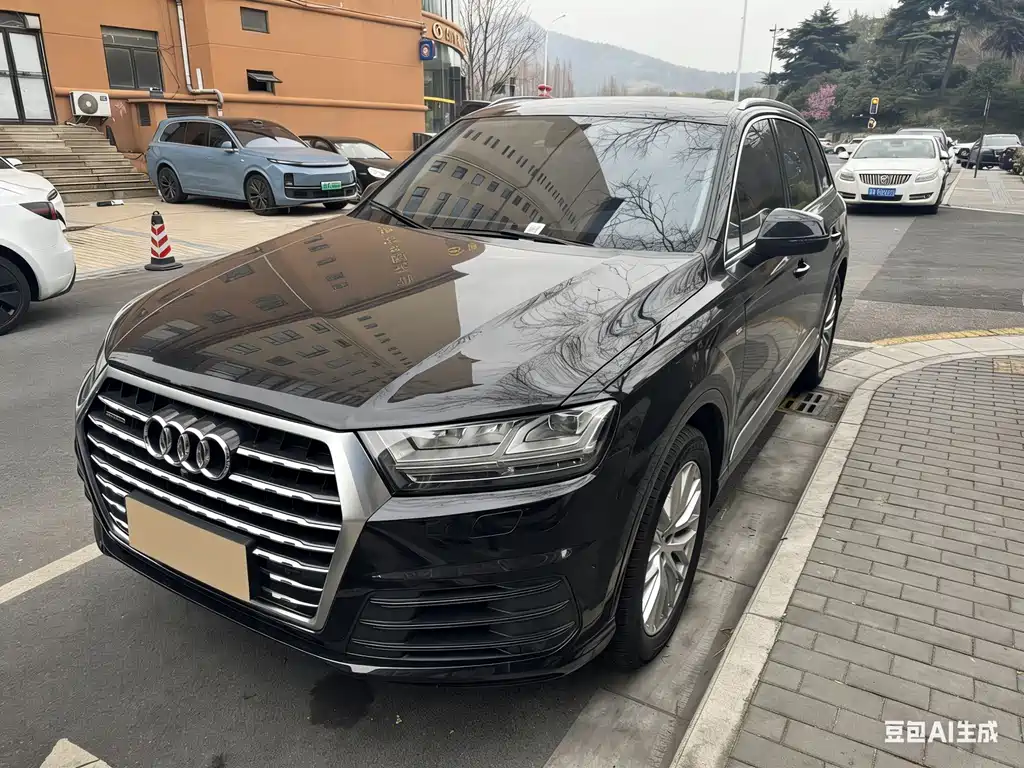 Audi Q7 2016 — фото 1