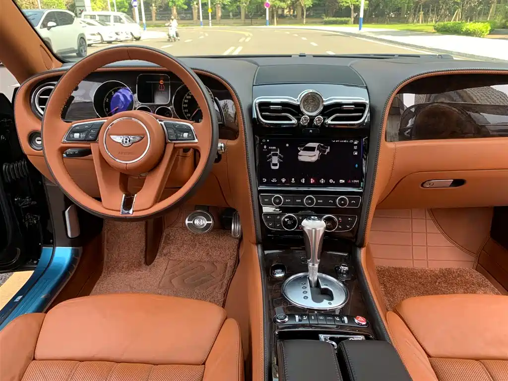 Bentley Flying Spur 2012 — фото 11