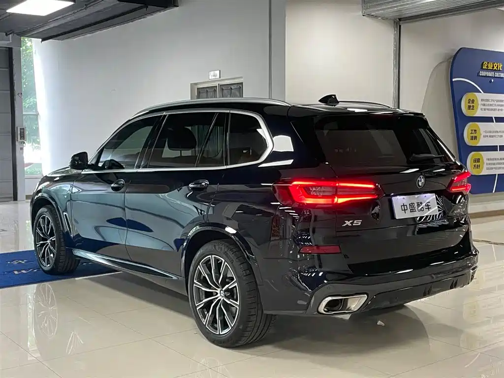 BMW X5 2023 — фото 24