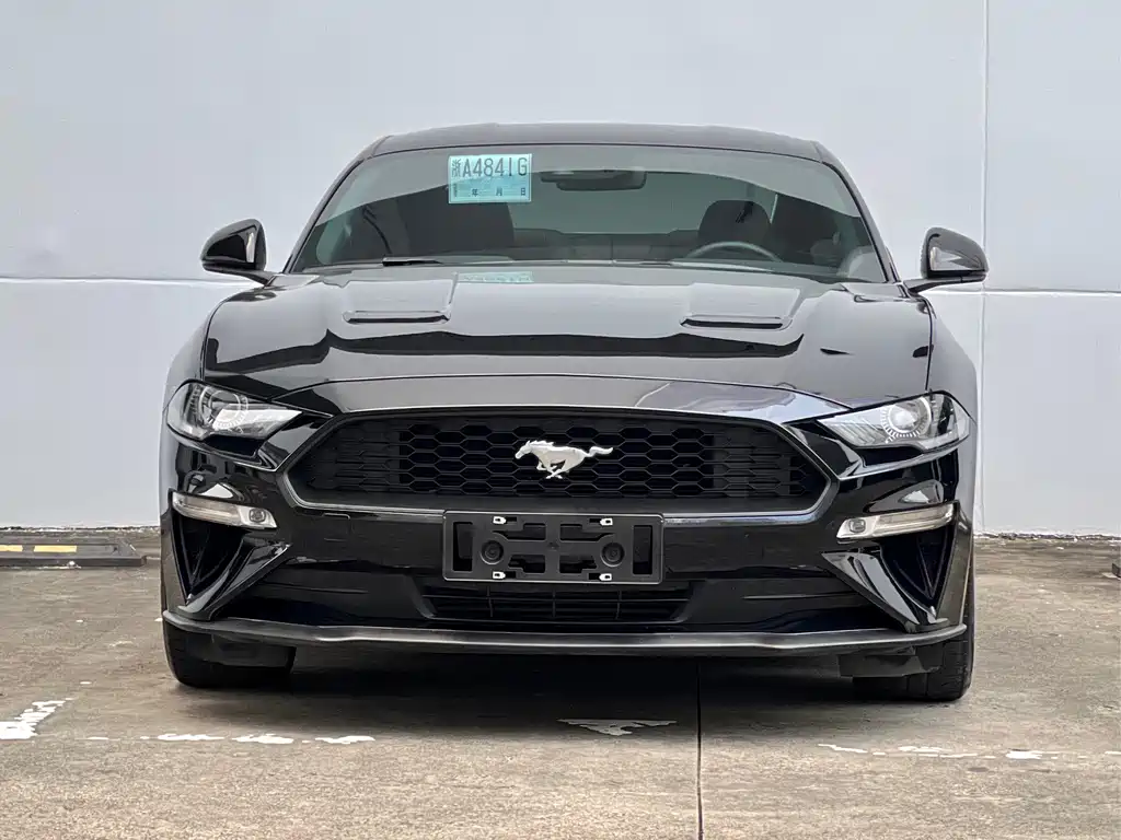 Ford Mustang 2020 — фото 2