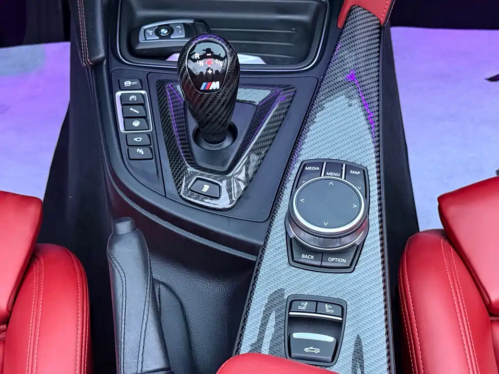 BMW M4 2019 — фото 19