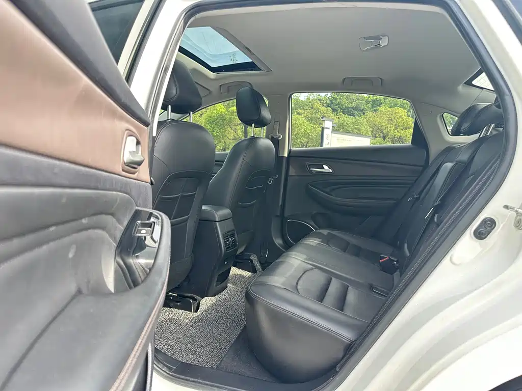 GAC Motor Trumpchi GA4 2018 — фото 12