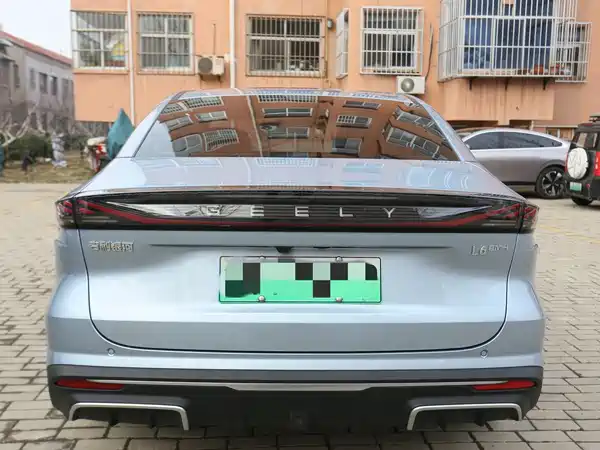 Geely Galaxy L6 2025