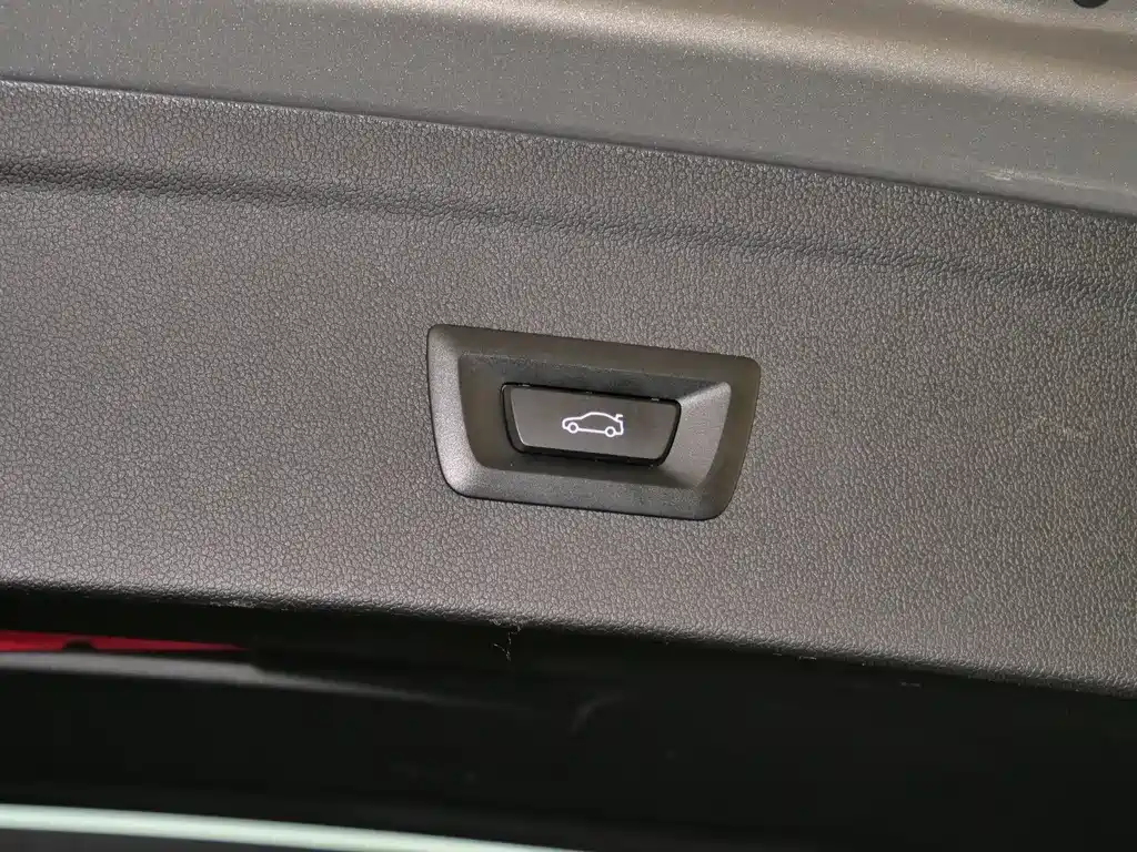 BMW iX 2023 — фото 20