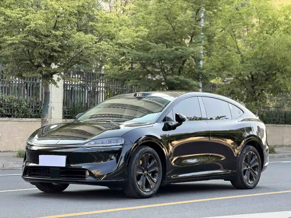 Luxeed Zhijie R7 2025