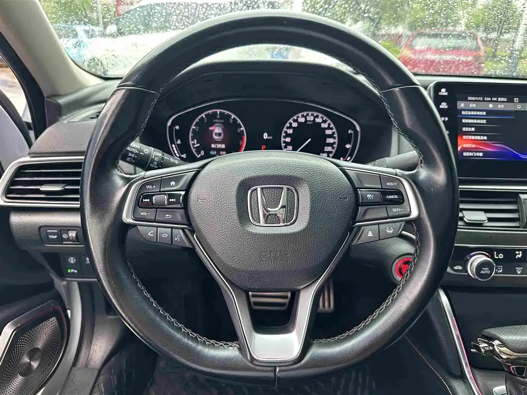 Honda Accord 2022 — фото 19