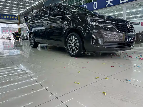 Buick GL8 2022