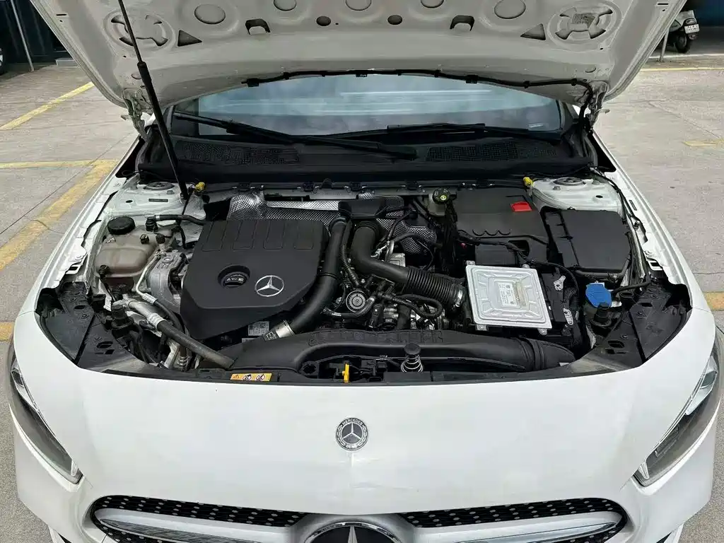 Mercedes-Benz A-Class 2020 — фото 7