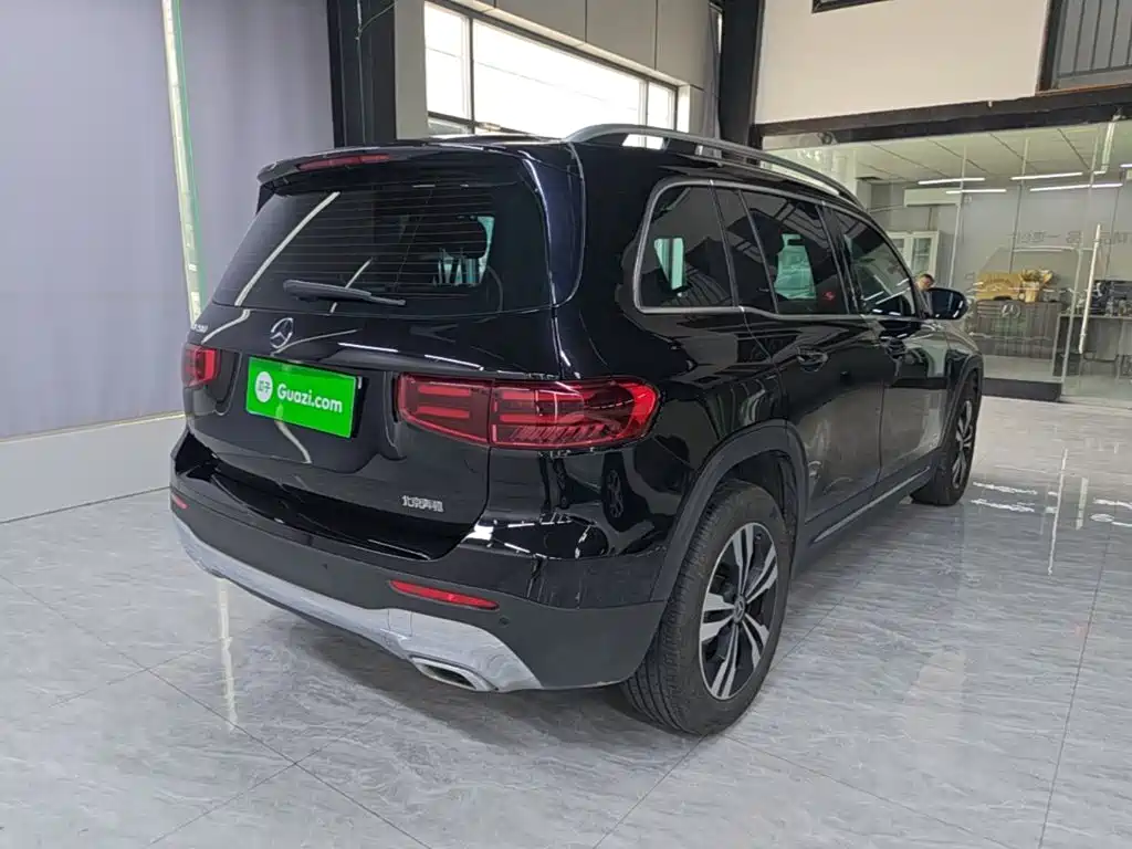 Mercedes-Benz GLB 2024