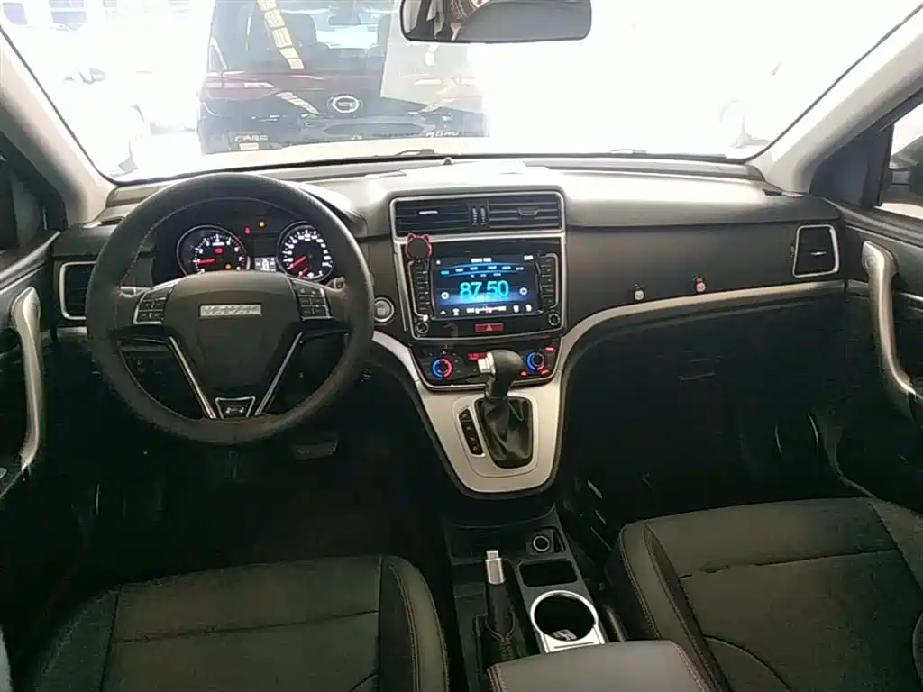 Haval M6 2020 — фото 10