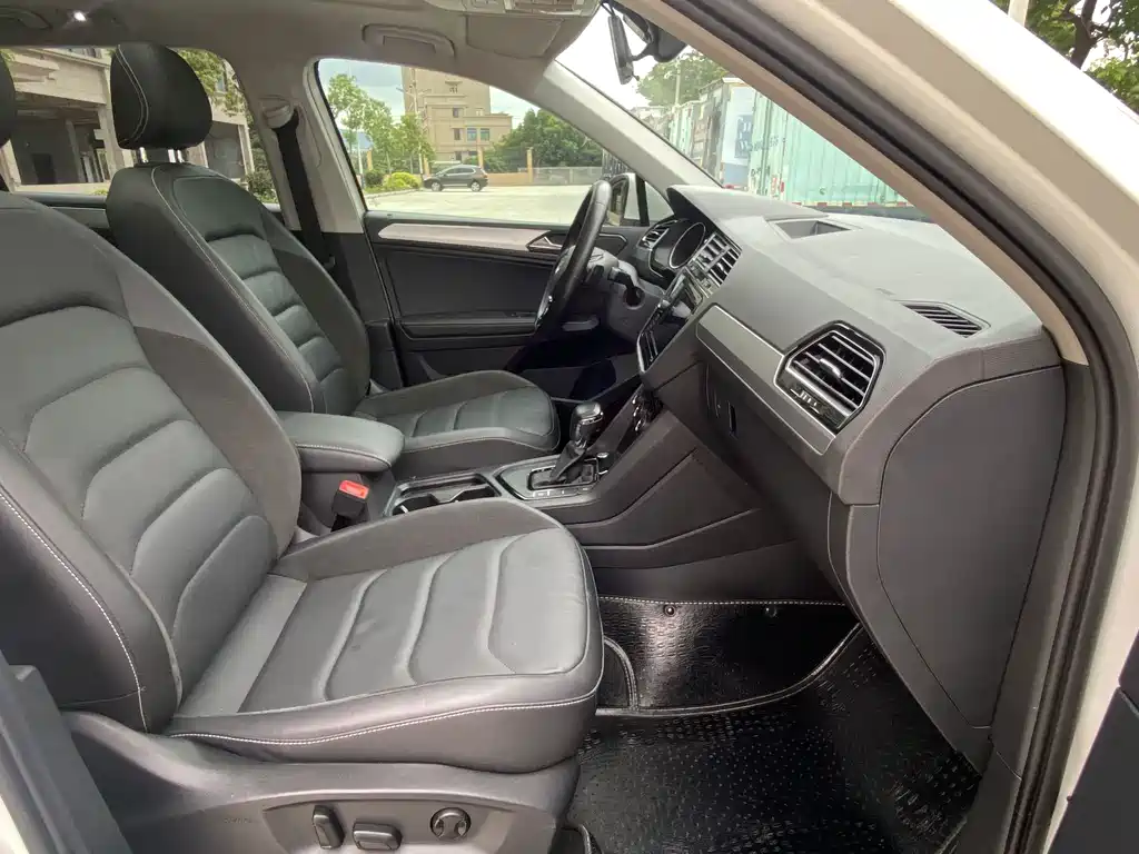 Volkswagen Tiguan L 2019