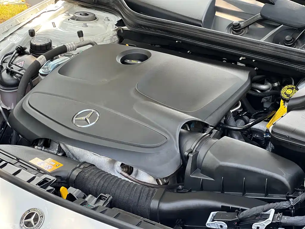 Mercedes-Benz GLA 2018 — фото 17