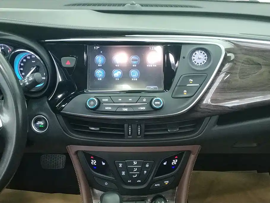 Buick Envision Plus 2016 — фото 13