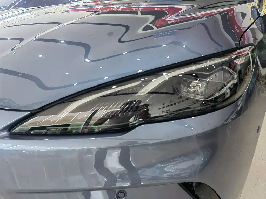 BYD Seal 05 DM-i 2025 — фото 13