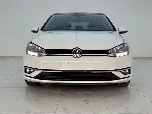Volkswagen Golf 2020