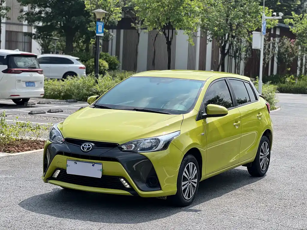 Toyota Yaris L 2016