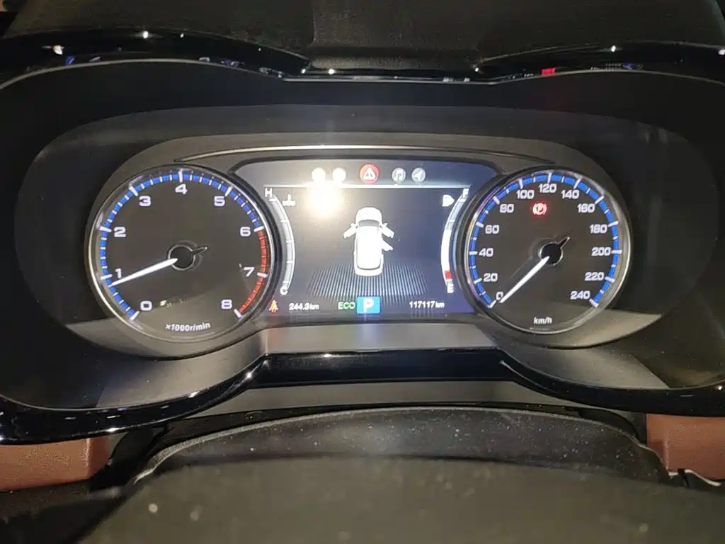 GAC Motor Trumpchi GS8 2017 — фото 4
