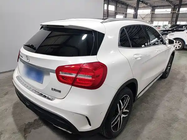 Mercedes-Benz GLA 2017