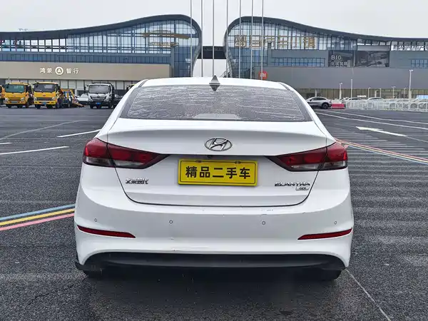 Hyundai Celesta 2018
