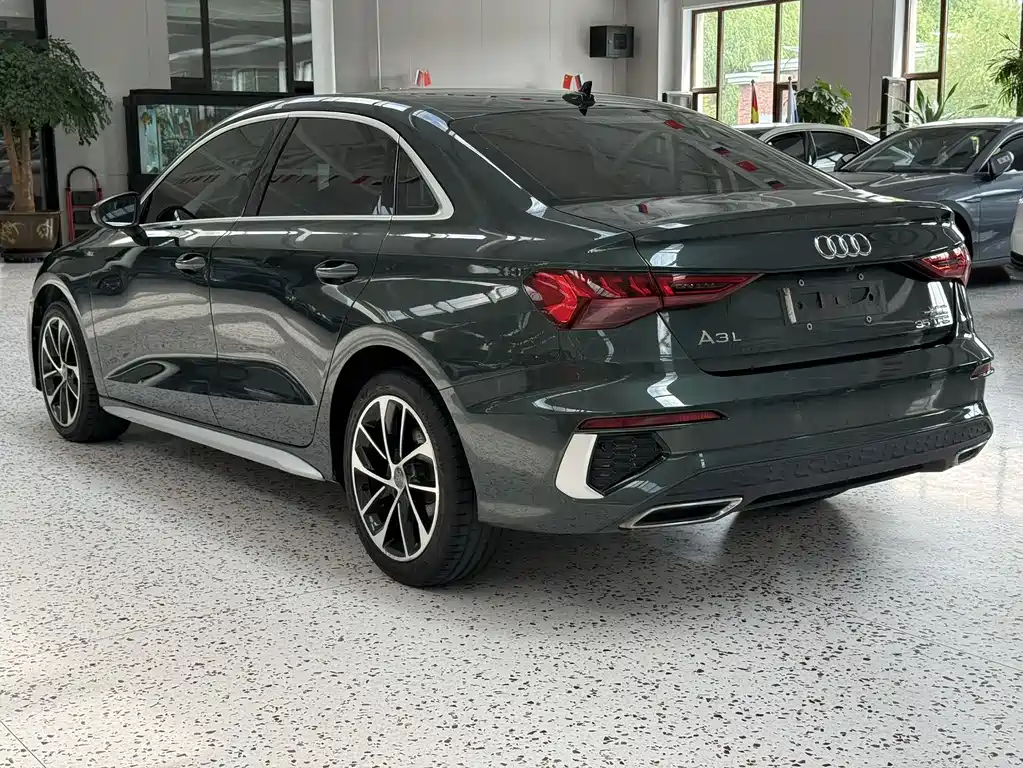 Audi A3 2022 — фото 16