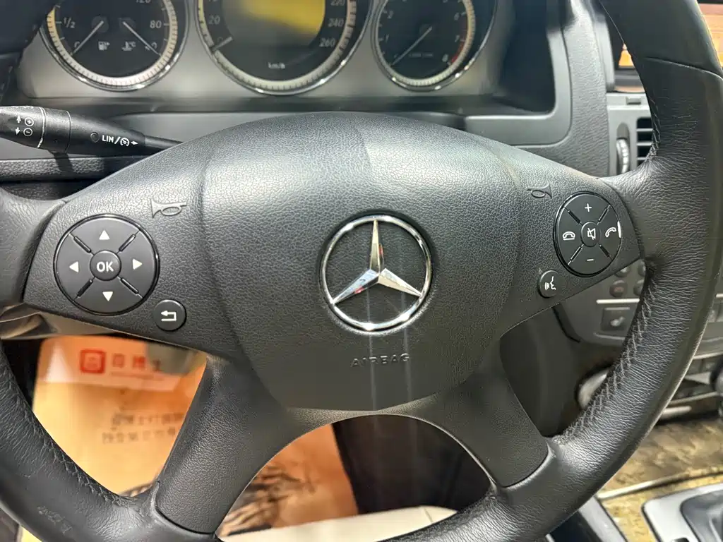 Mercedes-Benz C-Class 2012 — фото 19