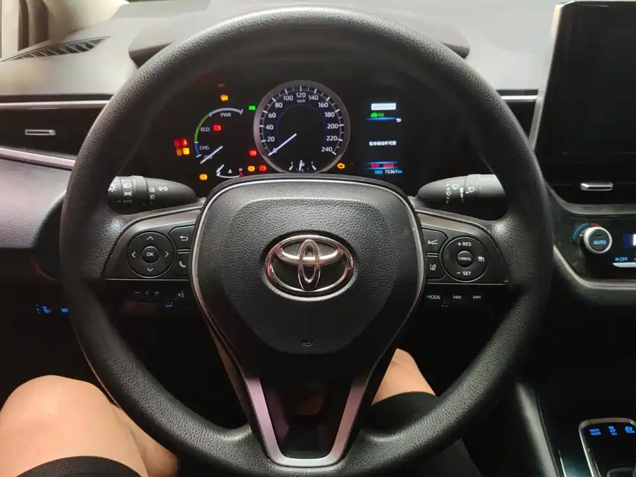 Toyota Corolla 2022 — фото 15