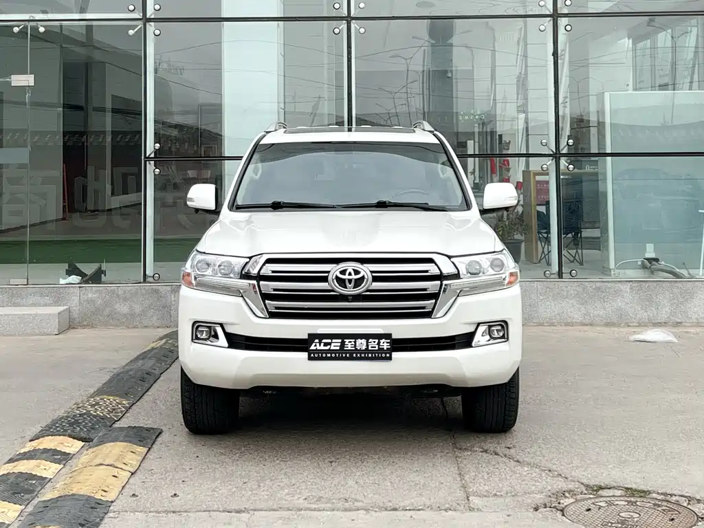 Toyota Land Cruiser 2019 — фото 2