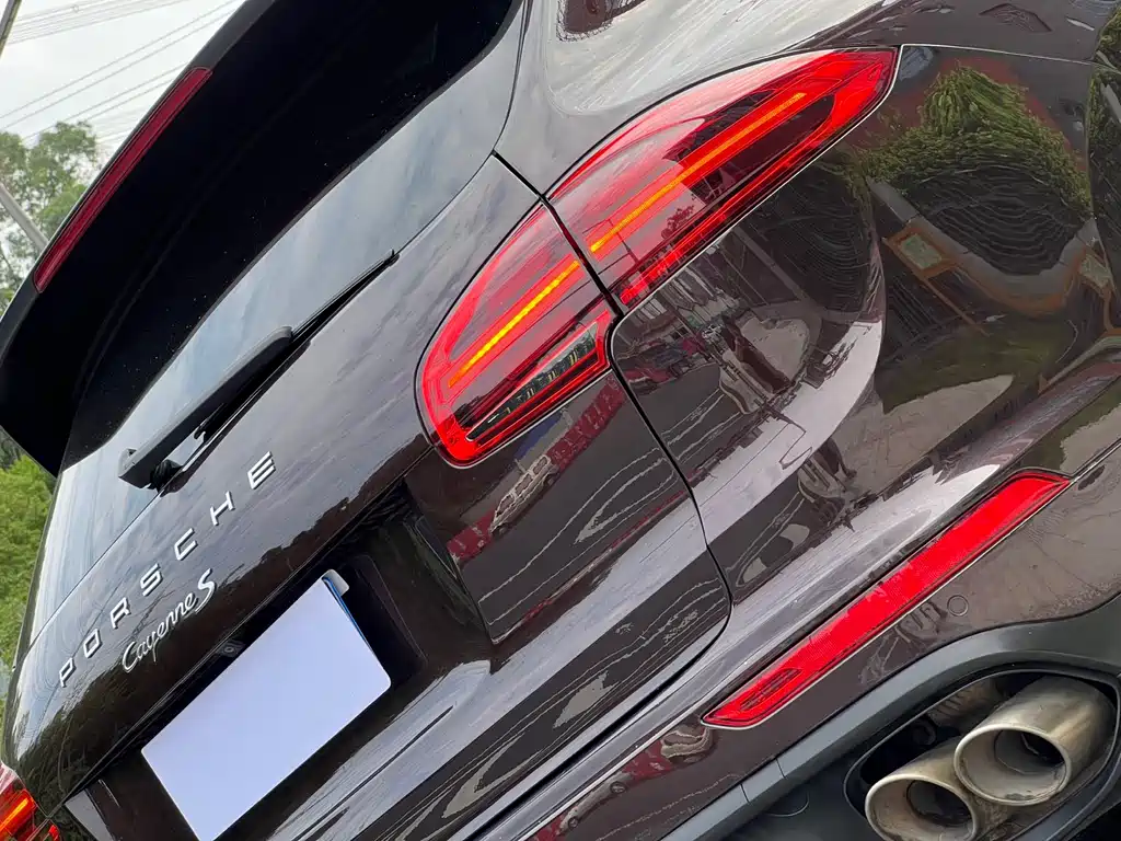 Porsche Cayenne 2014 — фото 20