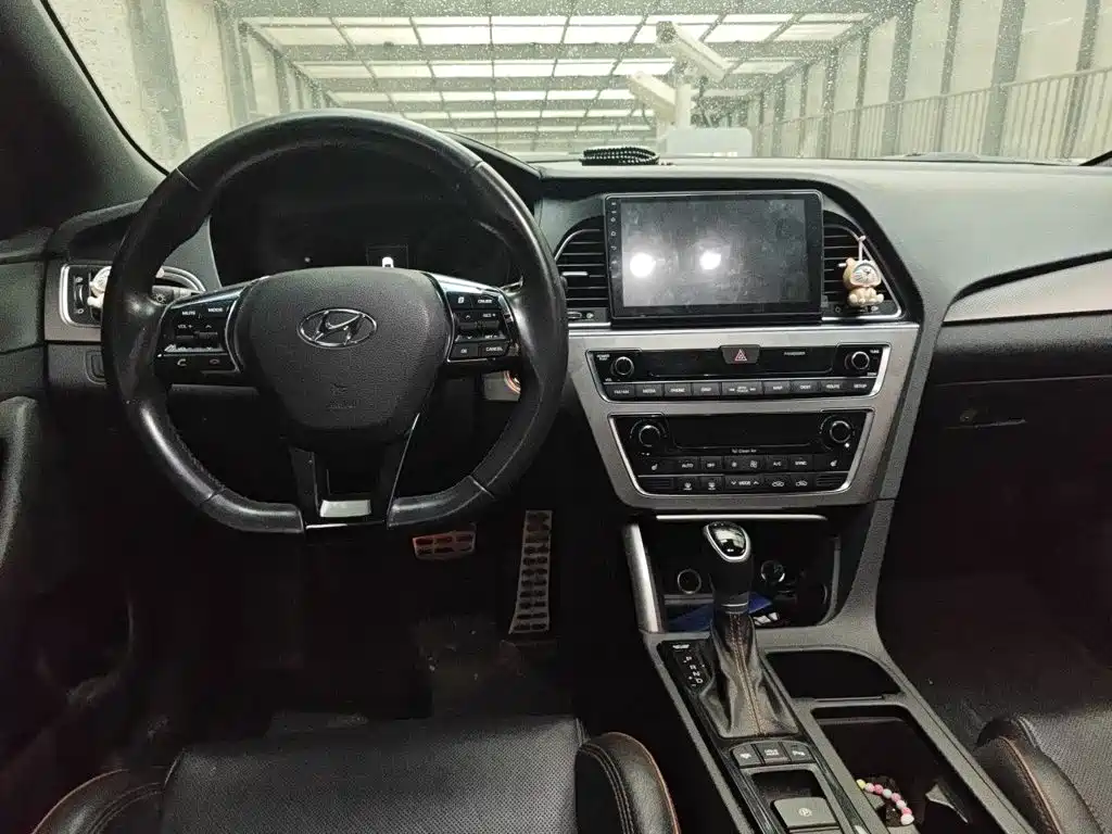 Hyundai Sonata 2016 — фото 13