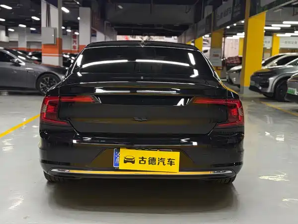 Volvo S90 2022