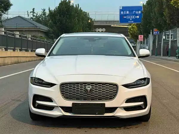 Jaguar XEL 2022
